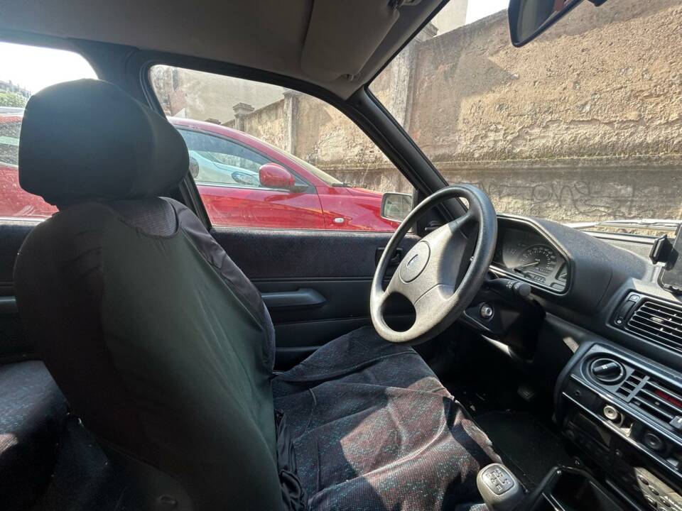 Image 5/8 of Ford Fiesta 1.3 (1994)