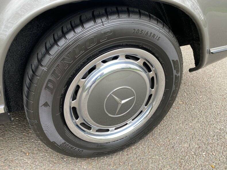 Afbeelding 37/50 van Mercedes-Benz 280 M-SL (1964)