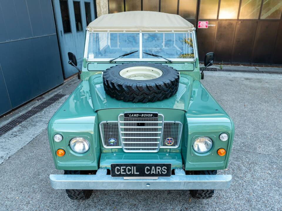 Bild 2/15 von Land Rover 109 (1973)
