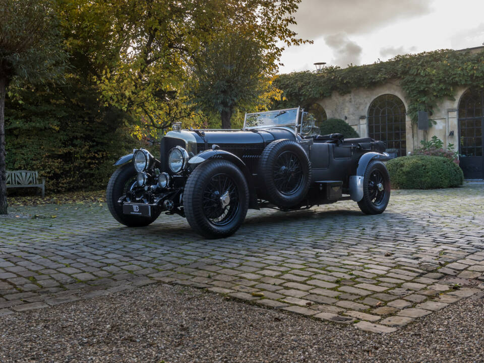 Image 4/43 of Bentley Speed Eight (1949)