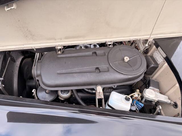 Image 18/24 of Rolls-Royce Silver Cloud III (1964)