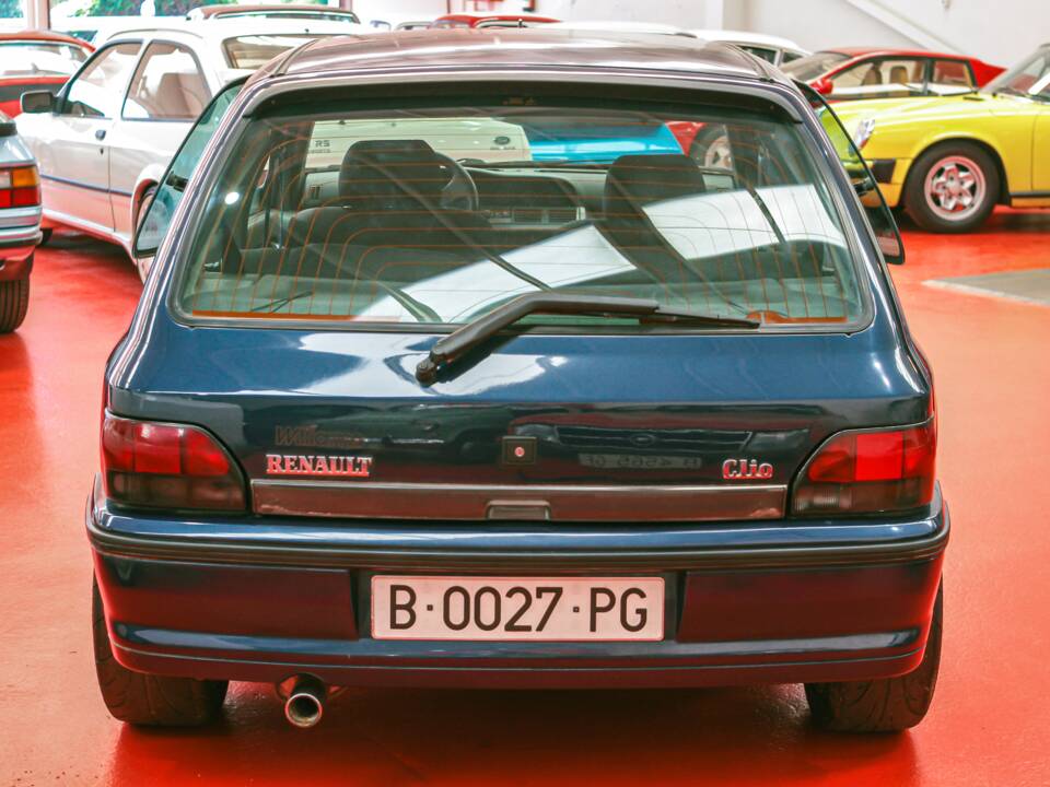 Imagen 6/27 de Renault Clio I 1.8 16V (1994)