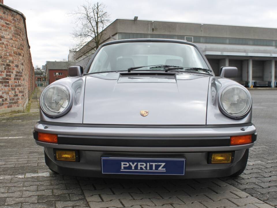 Bild 4/15 von Porsche 911 Carrera 3.2 "#250.000 911" (1987)