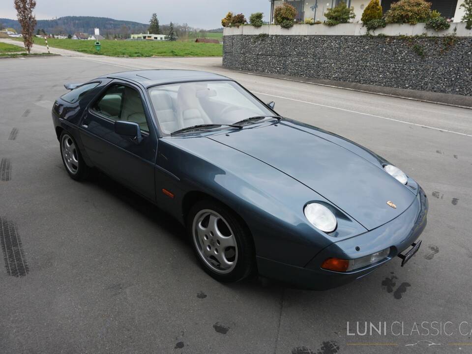 Immagine 11/46 di Porsche 928 S4 (1988)
