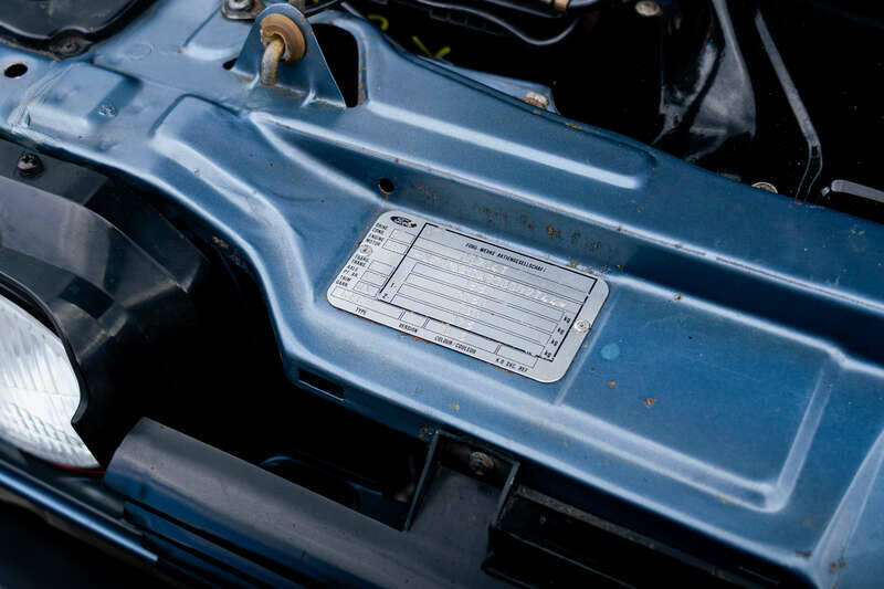 Bild 26/48 von Ford Capri 2,8i (1983)