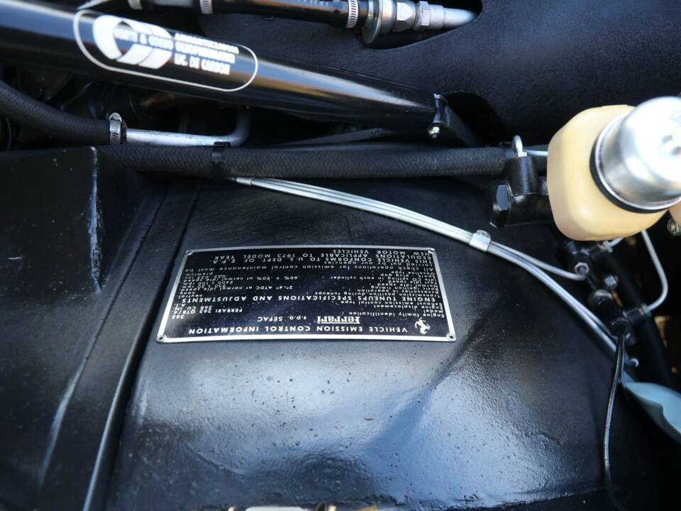 Image 49/50 of Ferrari 365 GTB/4 Daytona (1973)