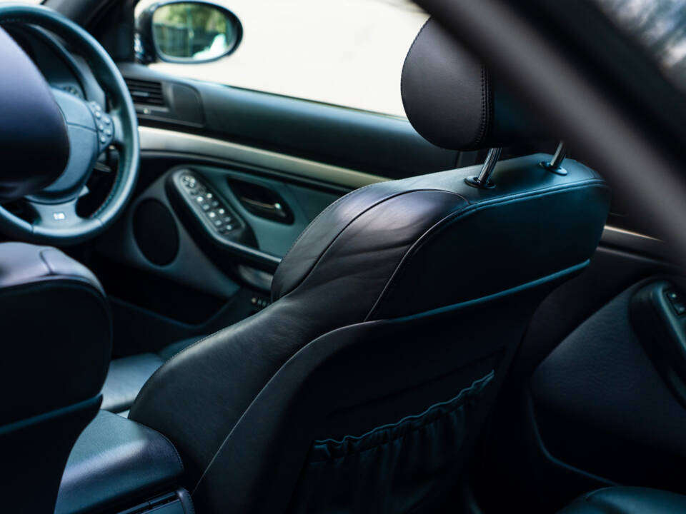 Image 21/56 of BMW M5 (2000)