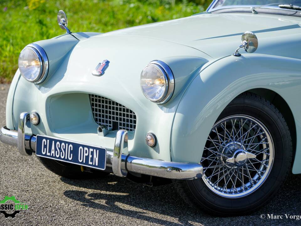 Image 23/45 of Triumph TR 2 (1954)
