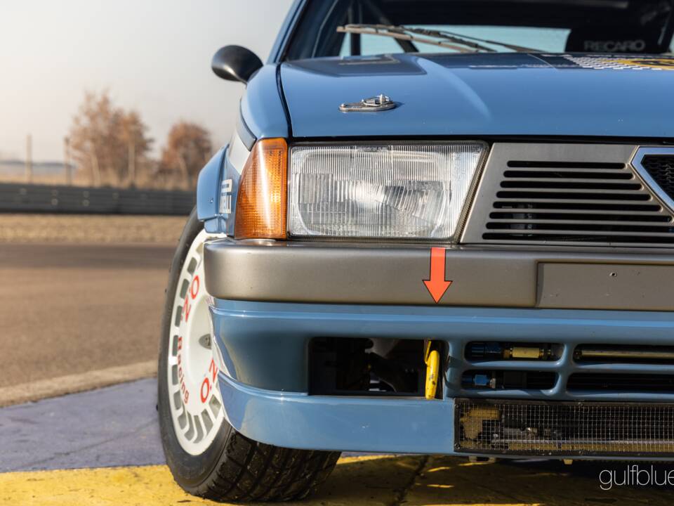 Image 12/44 of Alfa Romeo 75 3.0 V6 QV (1989)