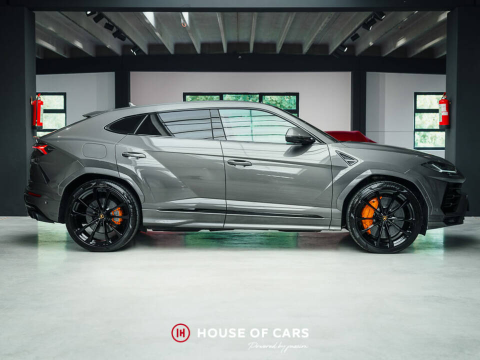 Bild 5/25 von Lamborghini Urus (2022)