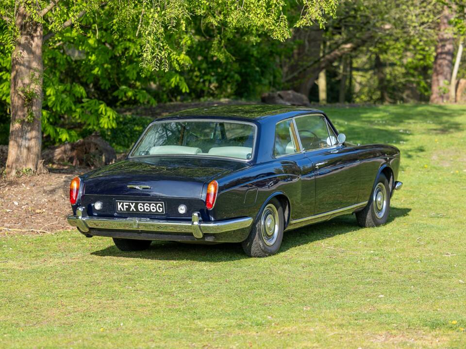 Image 21/50 of Rolls-Royce Silver Shadow I (1968)