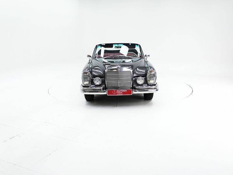 Bild 4/15 von Mercedes-Benz 220 SE b (1963)