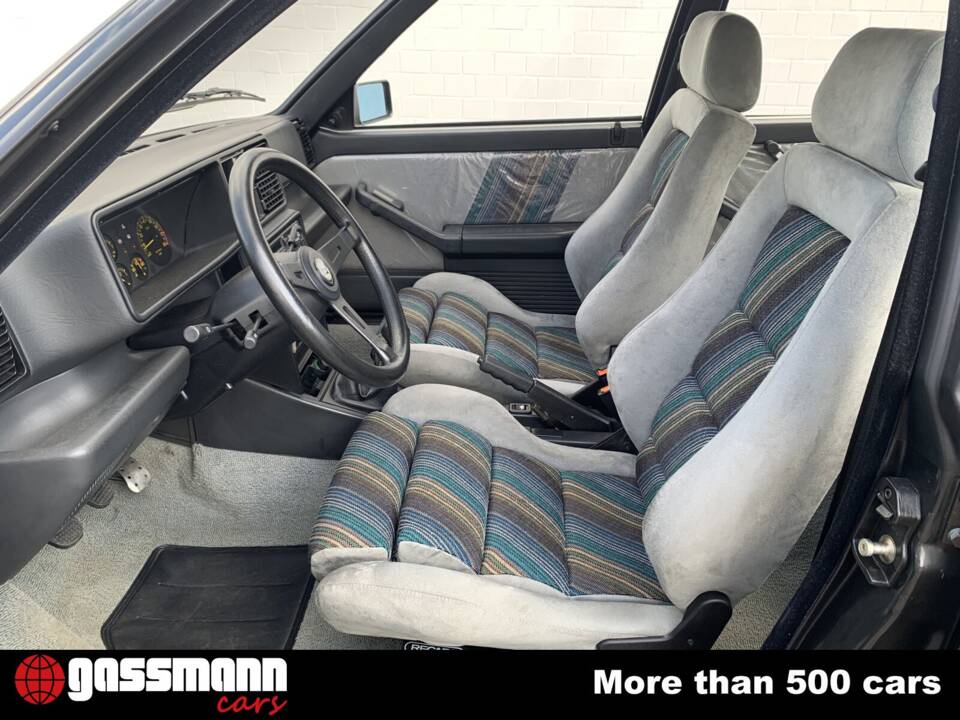 Bild 9/15 von Lancia Delta HF Integrale (1988)