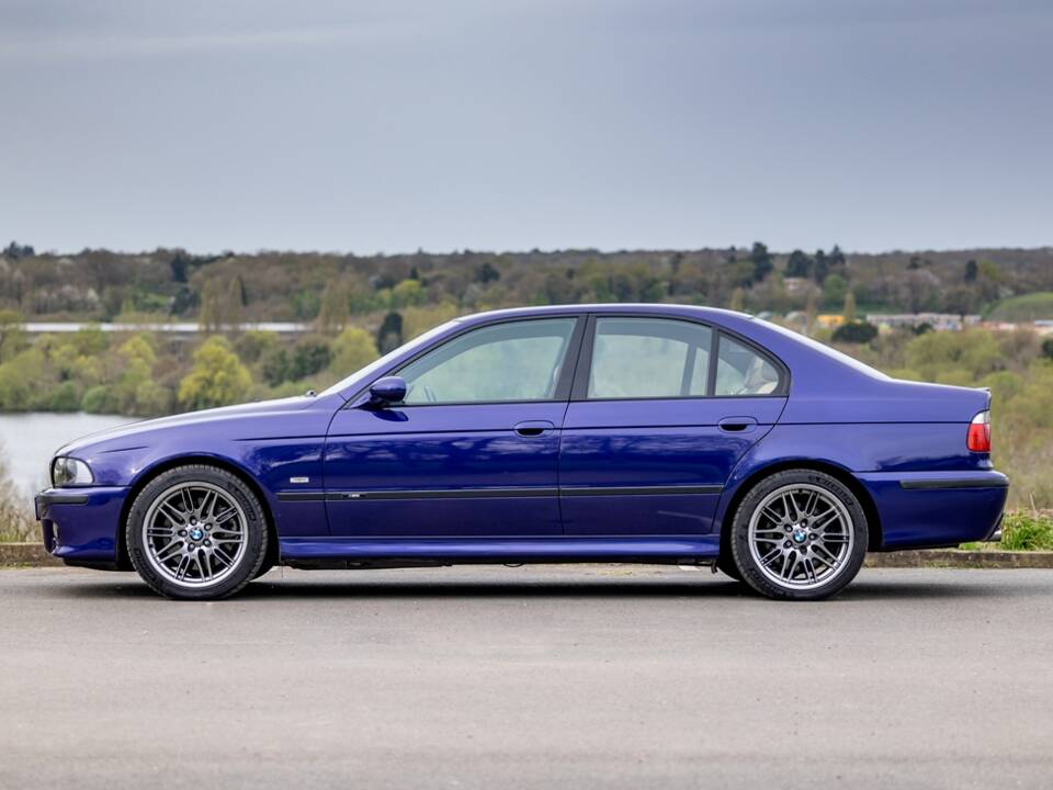 Imagen 2/15 de BMW M5 (2000)