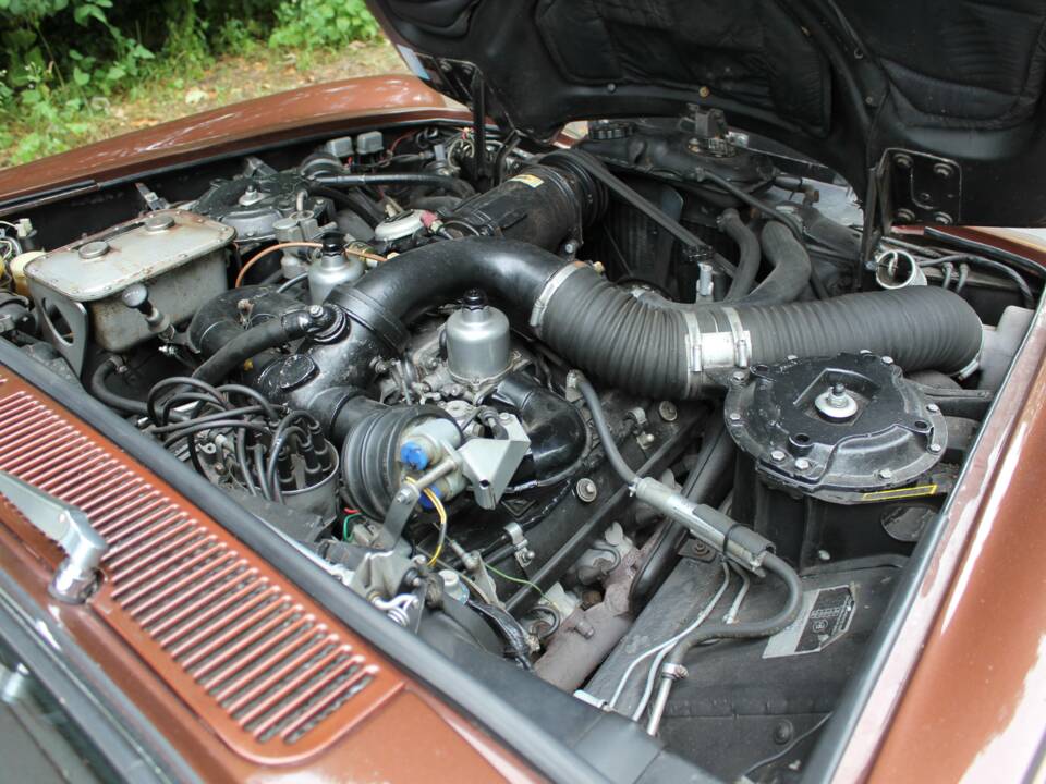 Image 16/20 of Rolls-Royce Silver Shadow II (1980)