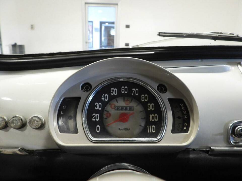 Image 8/15 of FIAT 600 D (1967)