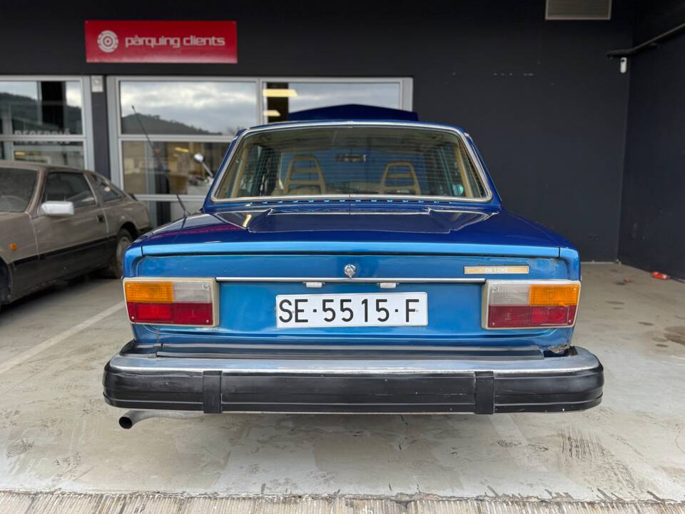 Imagen 3/19 de Volvo P 144 GL (1974)