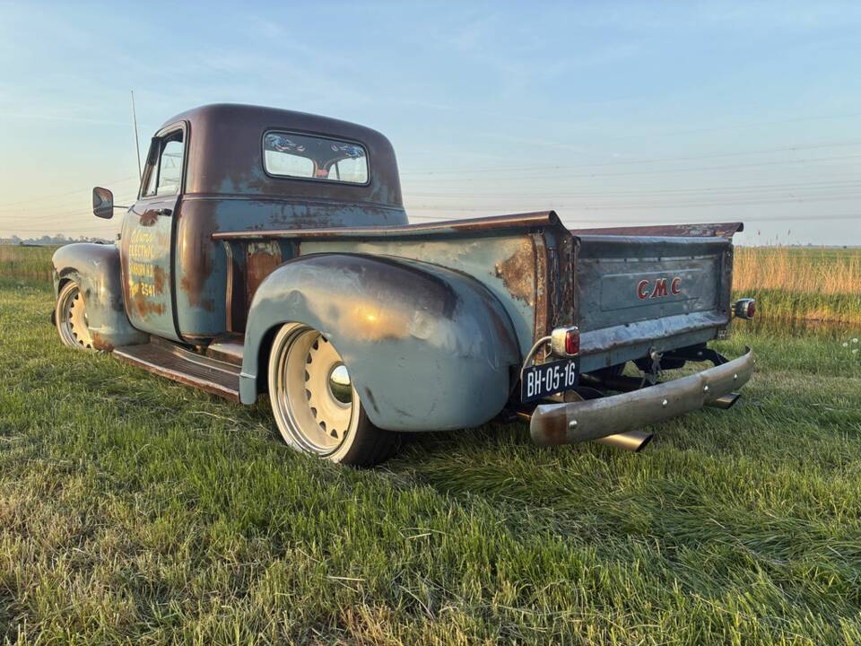 Image 6/8 of GMC 100 (1952)