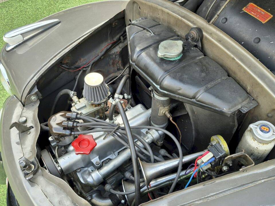 Image 38/42 of FIAT 500 C Belvedere (1953)