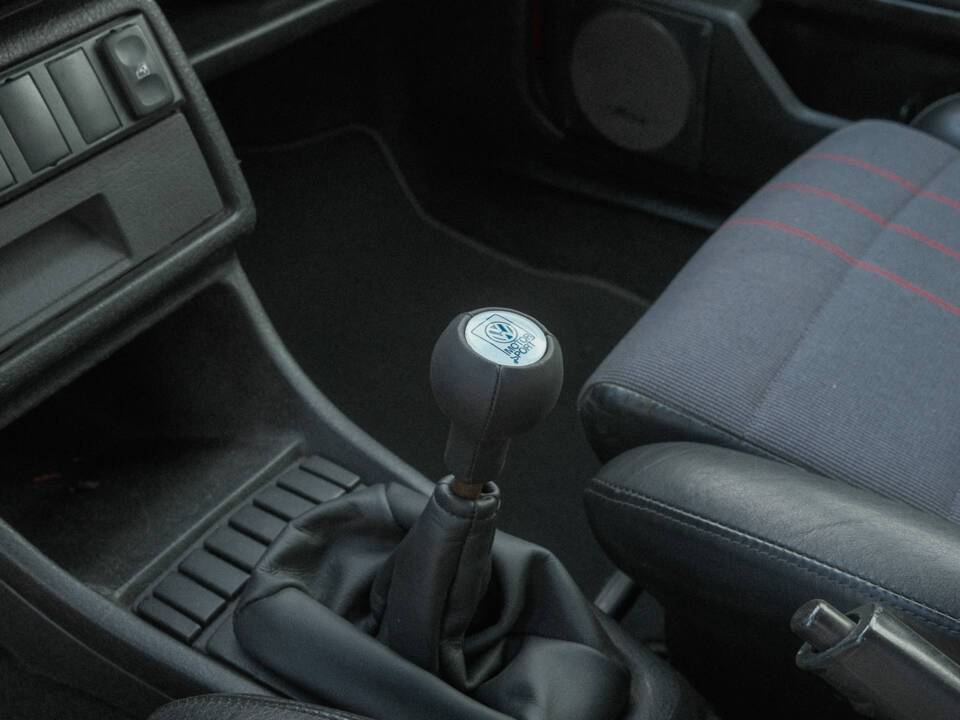 Image 20/76 of Volkswagen Golf Mk II Rallye 1.8 (1989)