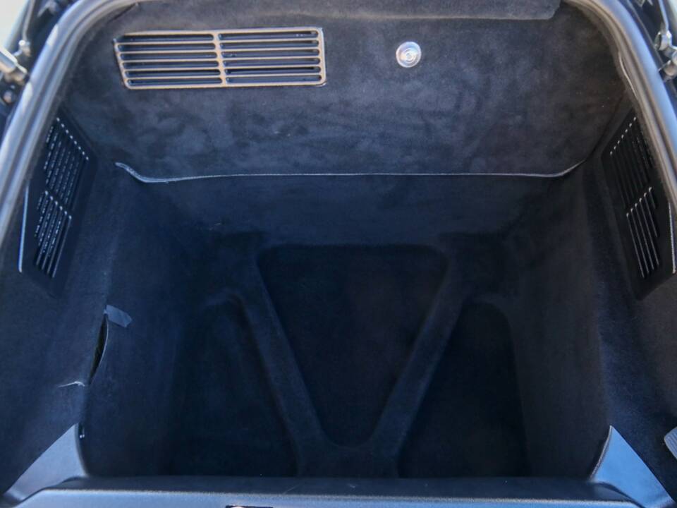 Image 33/50 de Lamborghini Murciélago (2003)