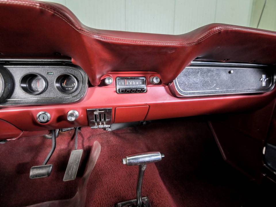 Immagine 18/50 di Ford Mustang 289 (1966)