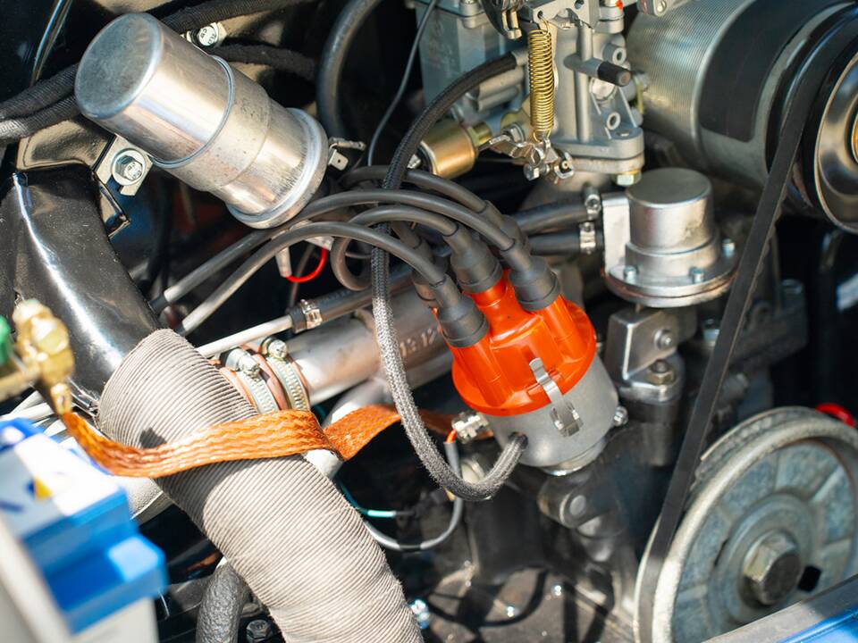 Image 32/36 of Volkswagen Karmann Ghia 1600 (1970)