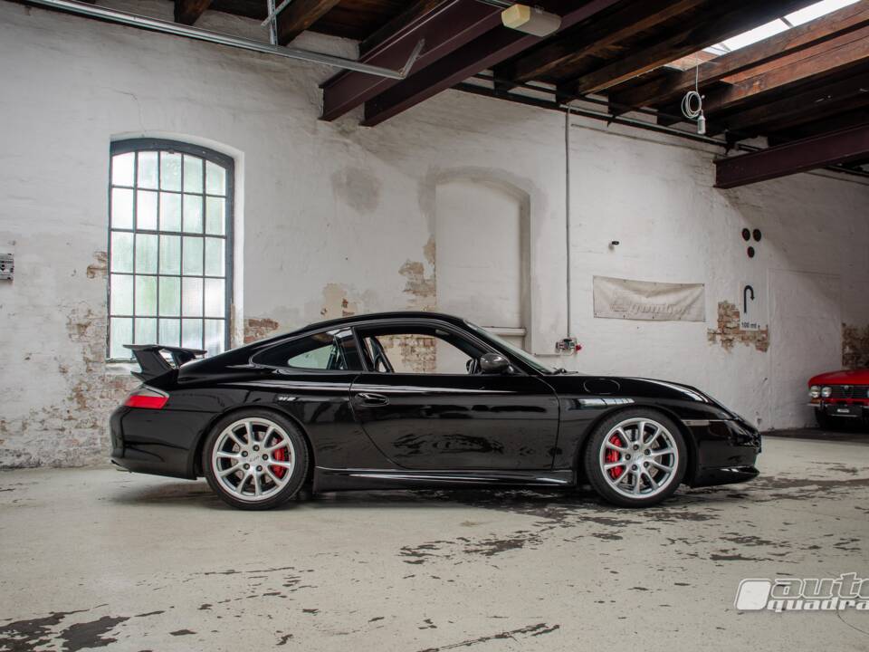 Image 6/13 de Porsche 911 GT3 (2004)