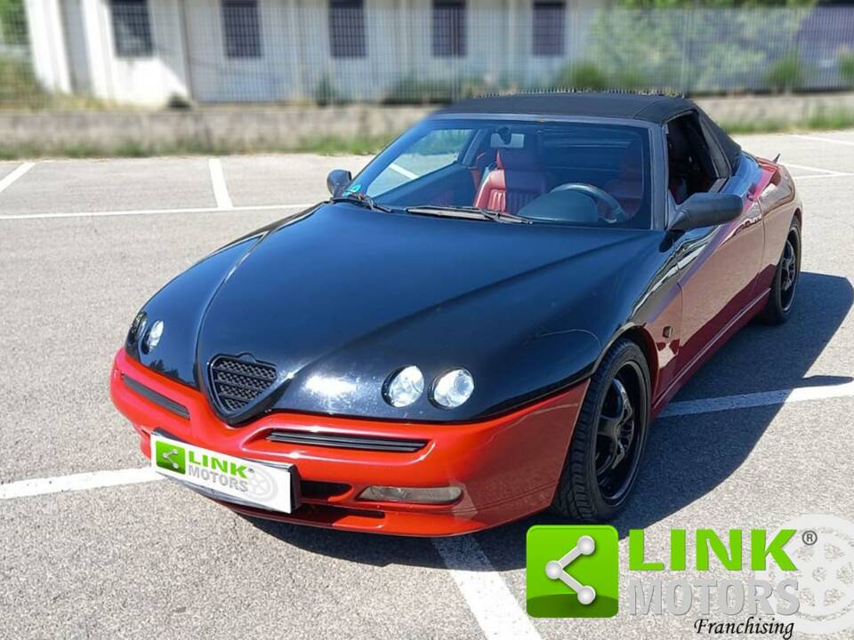 Immagine 1/10 di Alfa Romeo GTV 2.0 Twin Spark (1996)