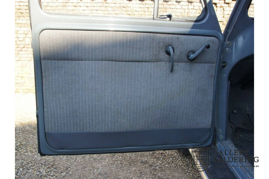 Imagen 36/50 de Volkswagen Maggiolino 1200 Standard &quot;Ovali&quot; (1955)