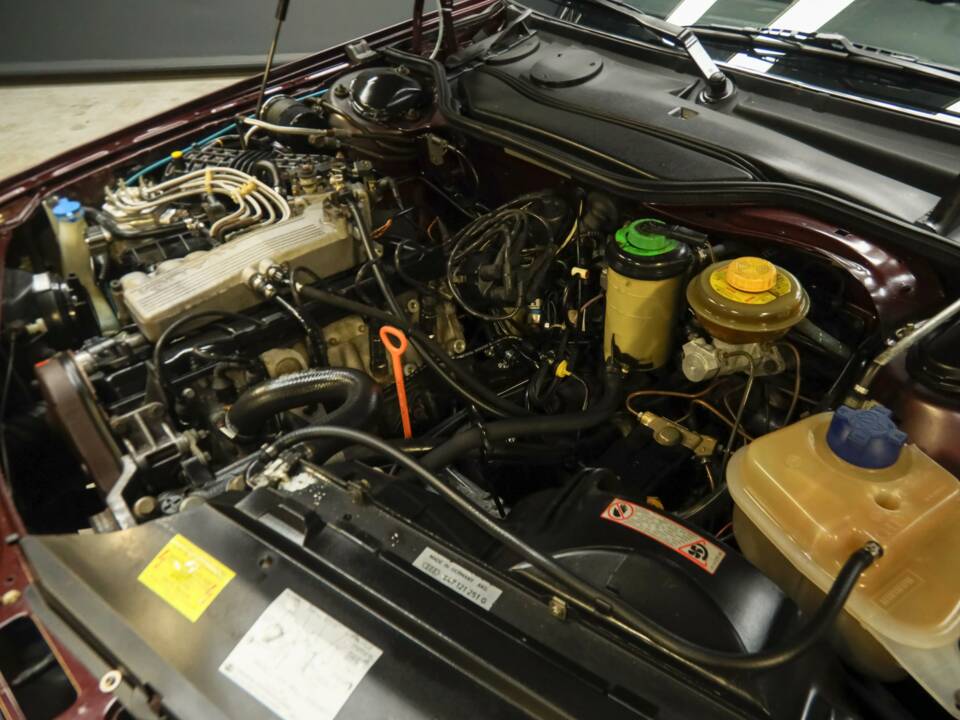 Image 31/50 de Audi 100 - 2.3E quattro (1990)