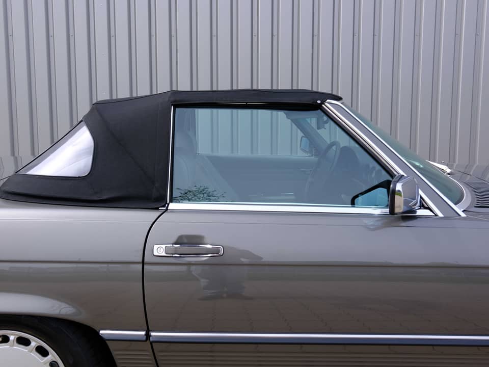 Image 3/96 of Mercedes-Benz 560 SL (1987)