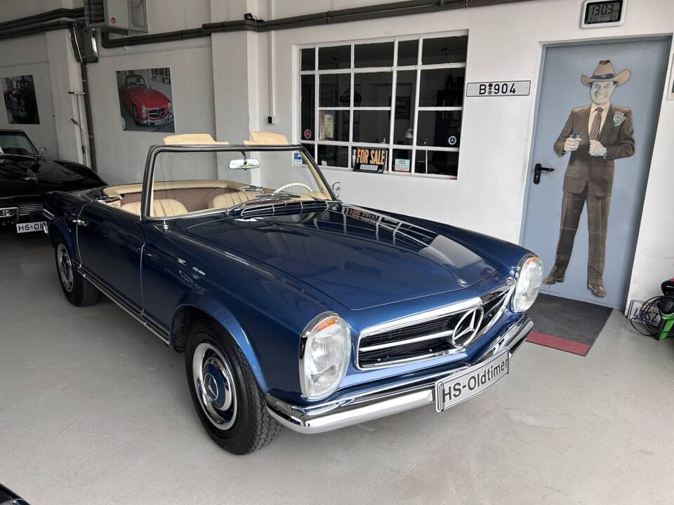 Bild 2/27 von Mercedes-Benz 230 SL (1966)