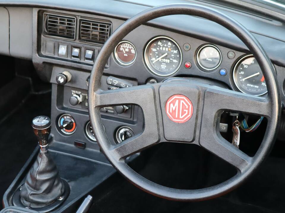 Image 37/50 of MG MGB Limited Edition (1981)