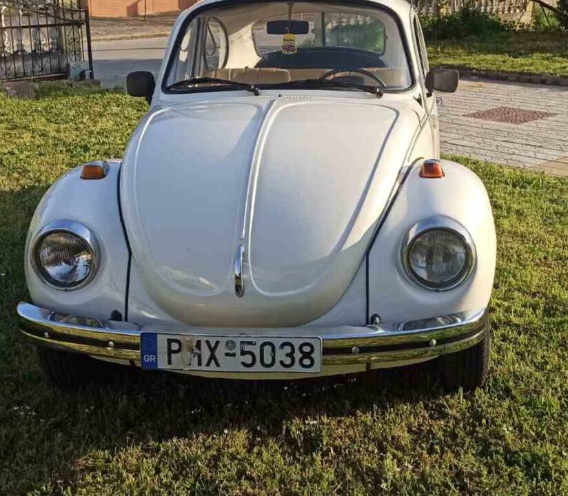 Image 2/8 de Volkswagen Escarabajo 1303 (1979)