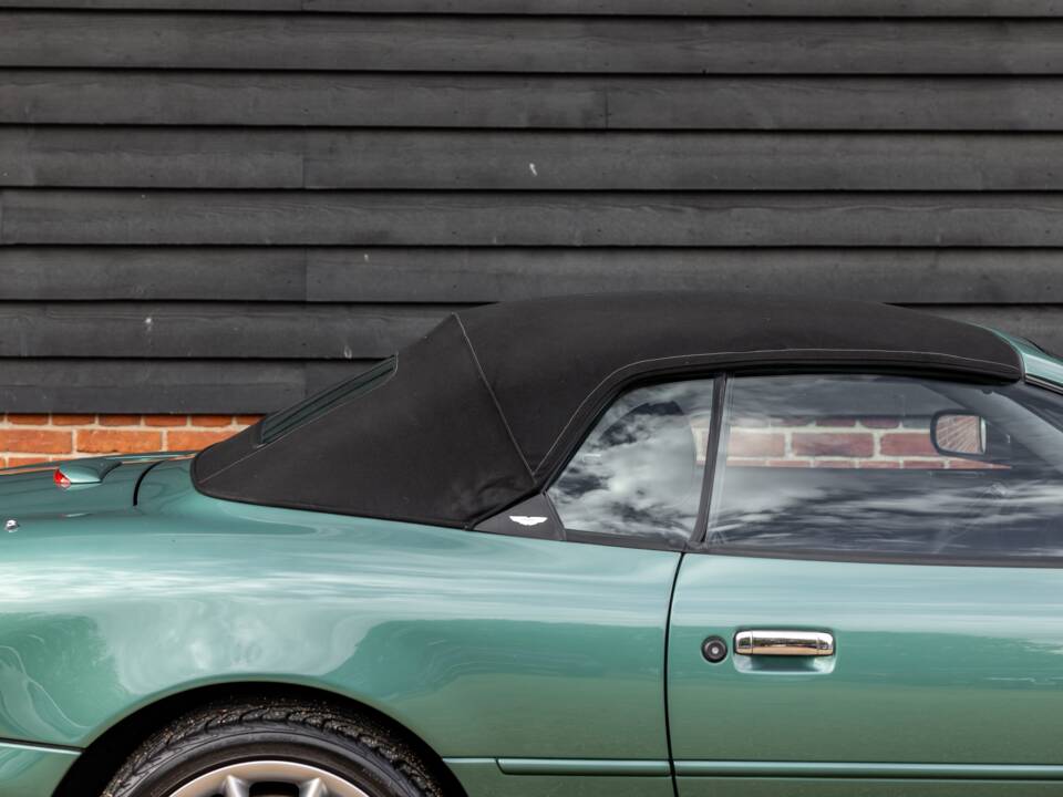 Bild 5/83 von Aston Martin DB 7 Vantage Volante (2001)