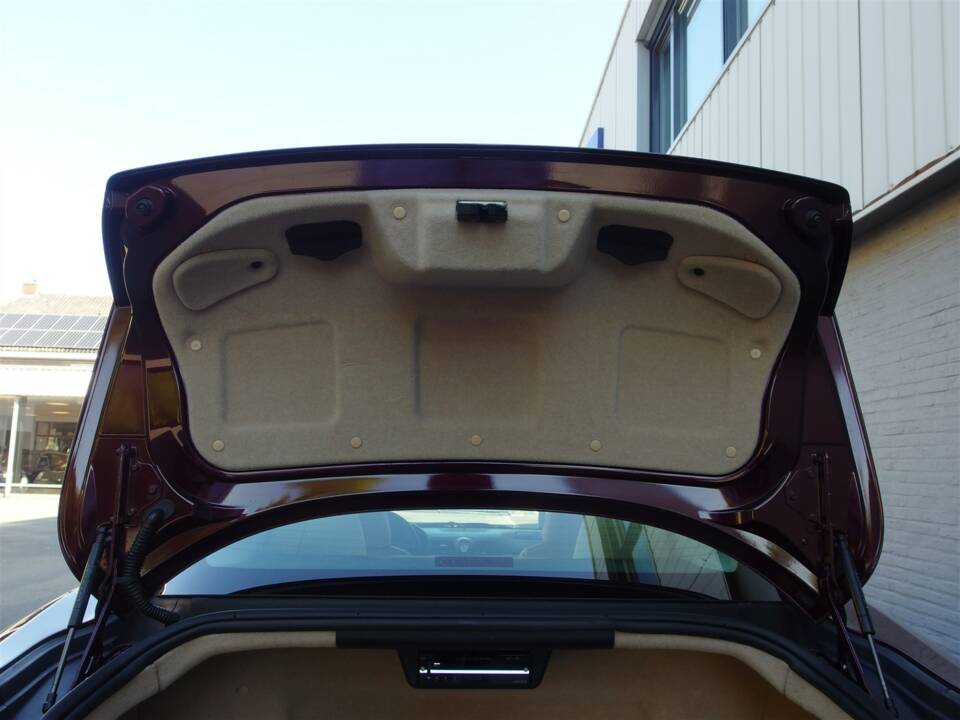 Image 66/98 of Maserati GranTurismo 4.2 (2008)
