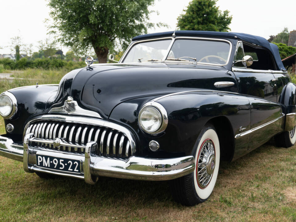 Image 6/8 of Buick 50 Super Convertible (1947)