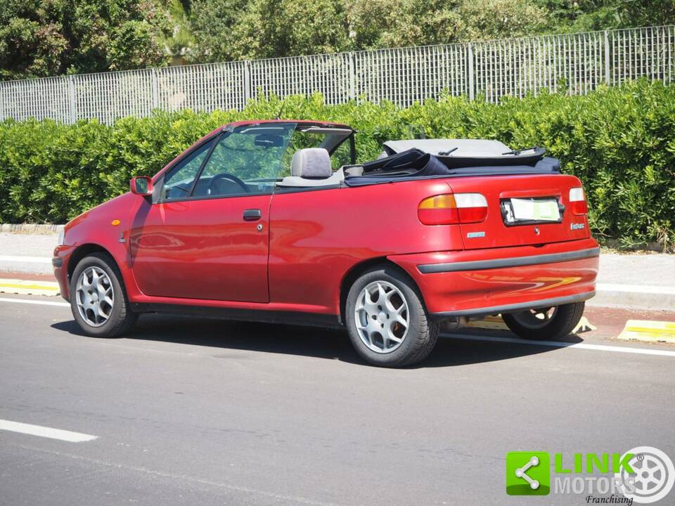 Bild 16/42 von FIAT Punto 90 ELX (1996)