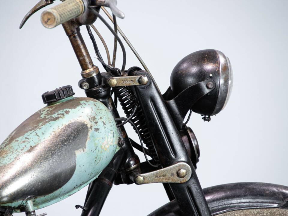 Image 26/50 of Bianchi Aquilotto (1957)