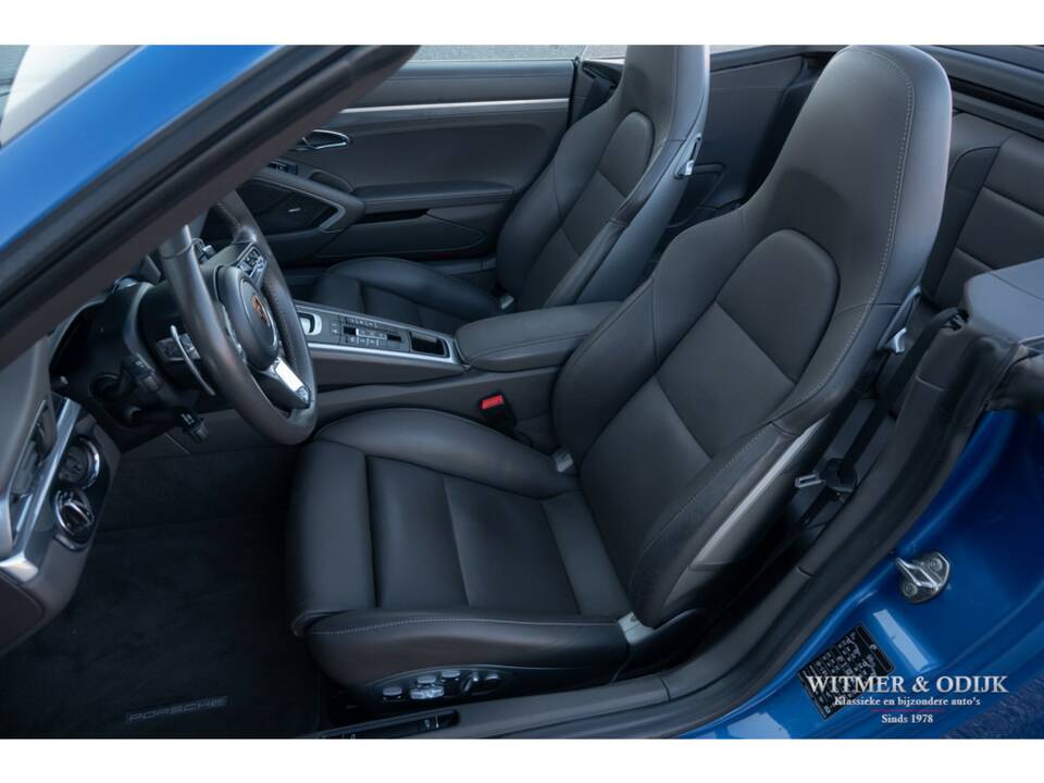 Image 6/44 of Porsche 911 Carrera S (2016)