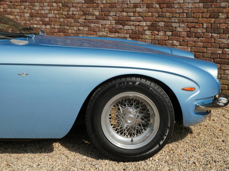Image 34/50 de Lamborghini 400 GT (1967)