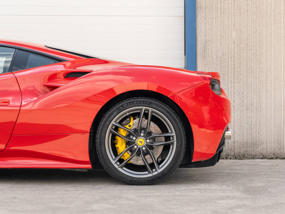 Immagine 9/85 di Ferrari 488 GTB (2015)