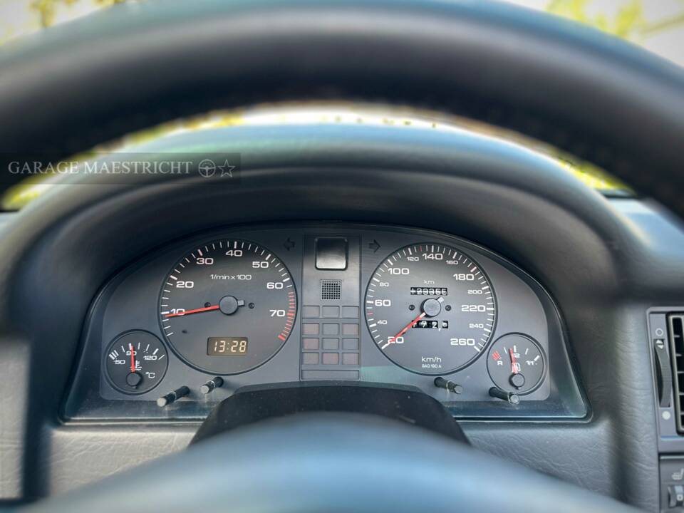 Bild 35/99 von Audi Cabriolet 1.8 5V (1997)