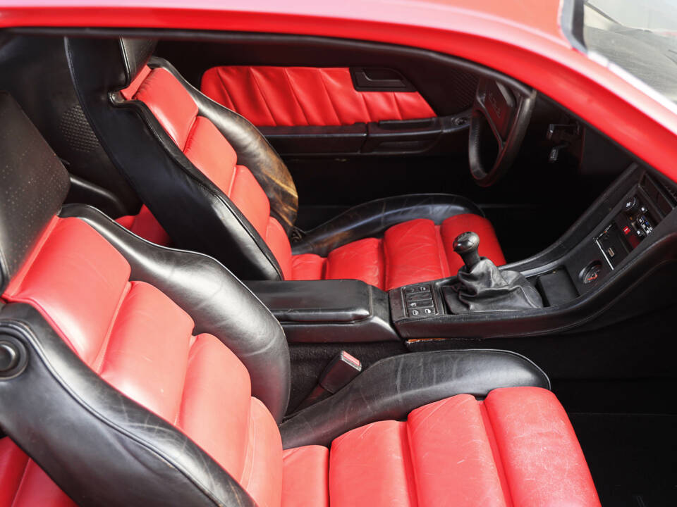 Image 36/52 of Porsche 928 S (1980)