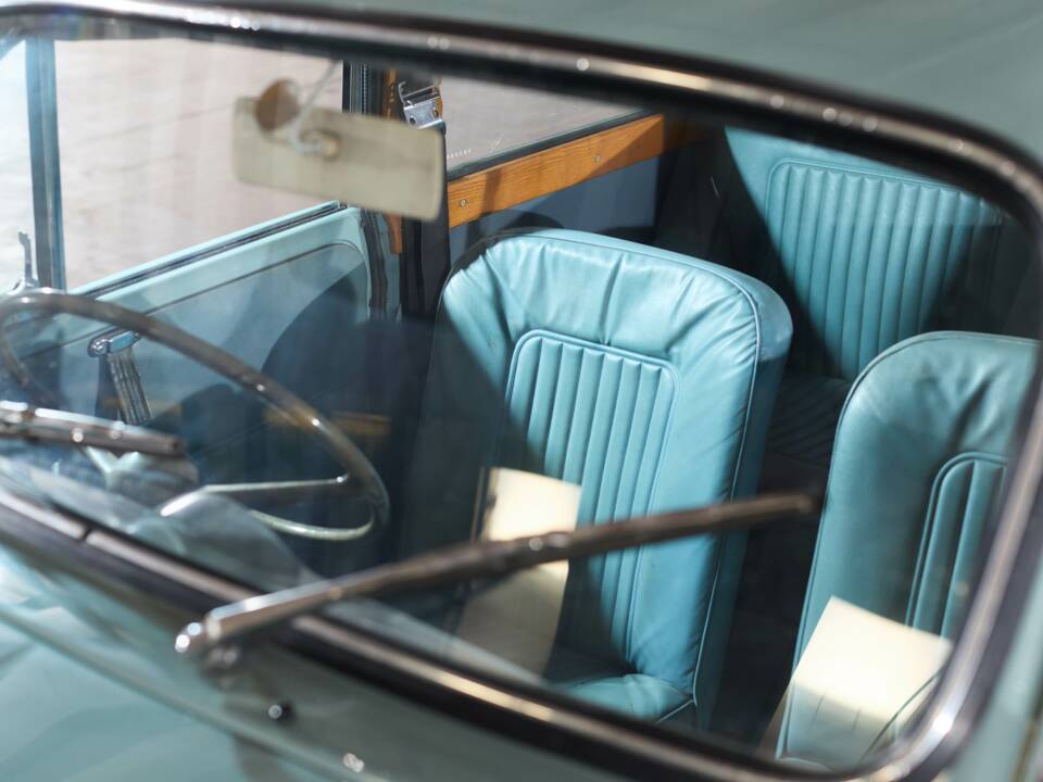 Bild 31/42 von Morris Minor 1000 Traveller (1967)