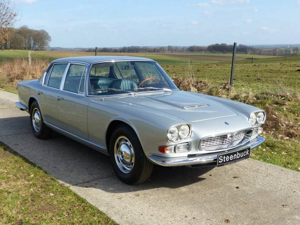 Maserati Quattroporte silbergrau metallic 1966
