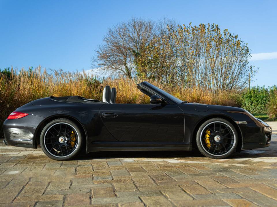 Immagine 12/50 di Porsche 911 Carrera GTS (2011)