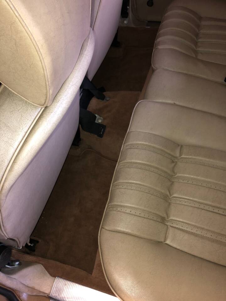 Image 13/31 of Rover 3500 S (1972)