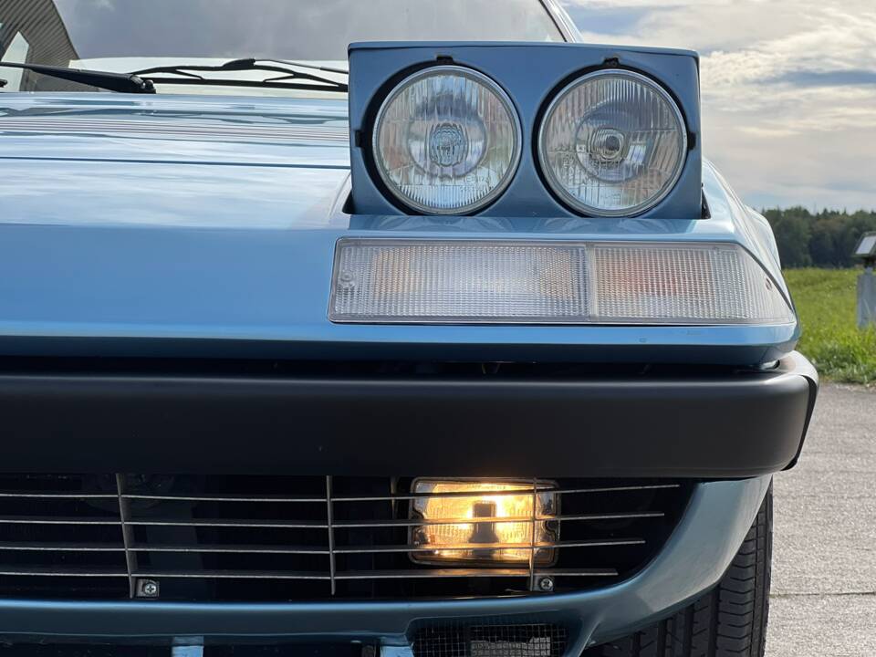 Bild 21/54 von Ferrari 365 GT4 2+2 (1975)